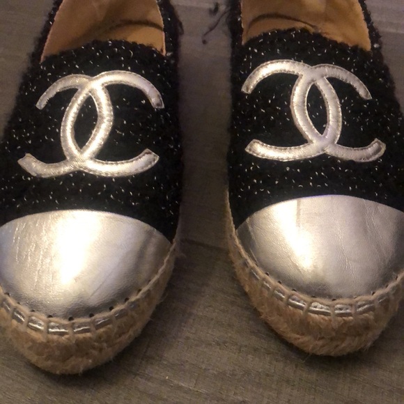 Chanel espadrilles 🖤 - Picture 3 of 15